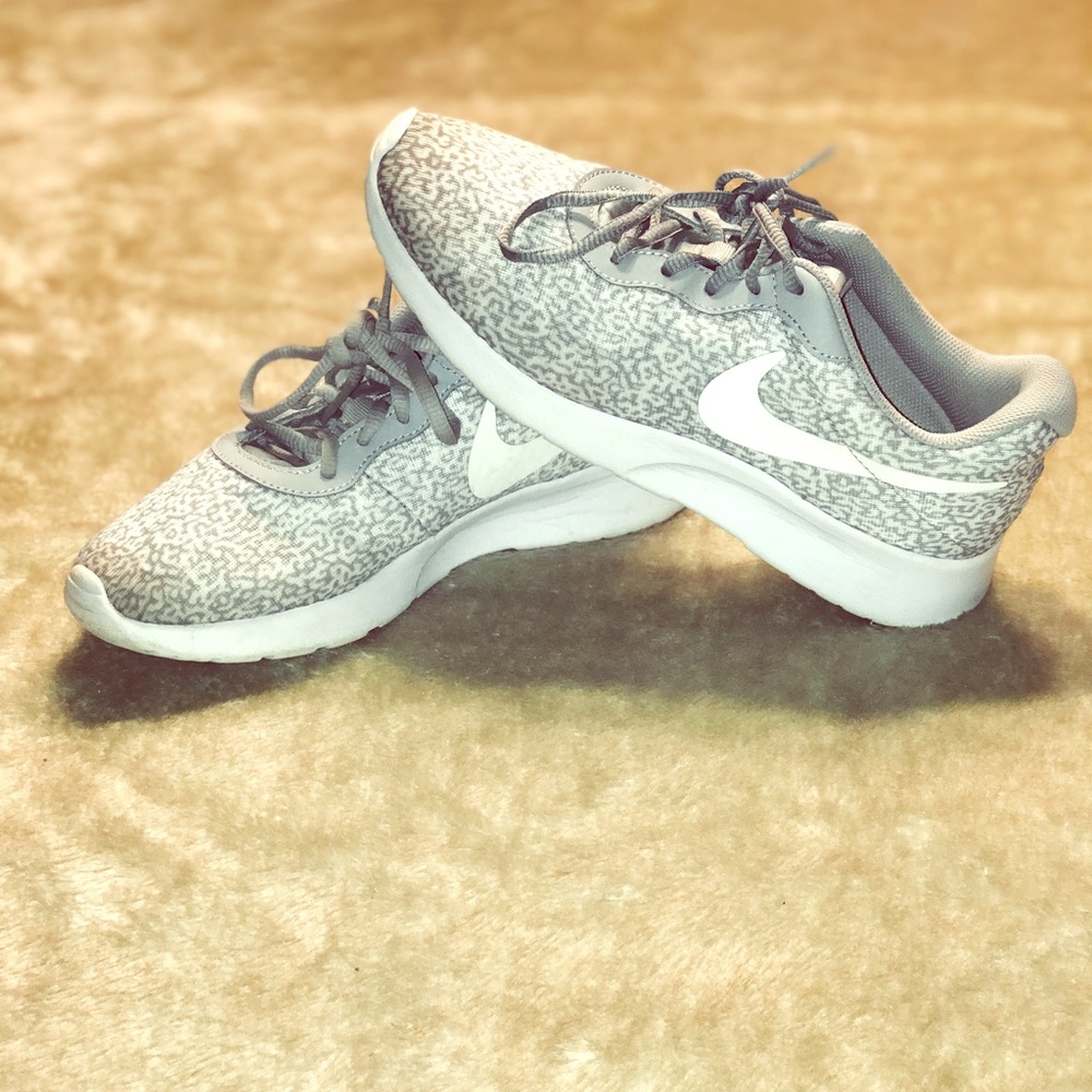 Nike Tanjun Print